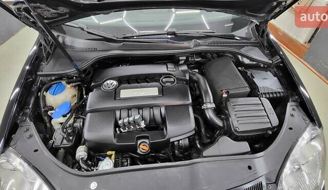 Чорний Фольксваген Гольф, об'ємом двигуна 1.6 л та пробігом 199 тис. км за 6100 $, фото 13 на Automoto.ua
