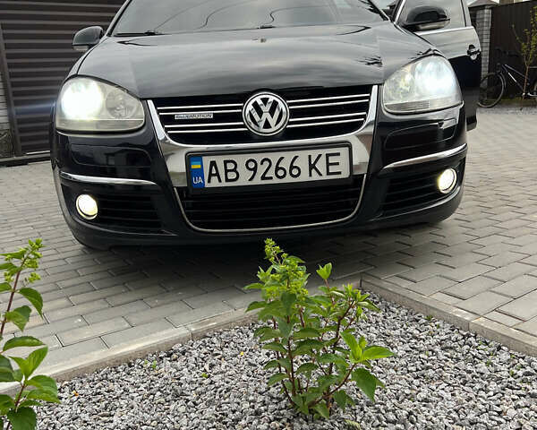 Черный Фольксваген Гольф, объемом двигателя 1.9 л и пробегом 315 тыс. км за 6750 $, фото 1 на Automoto.ua