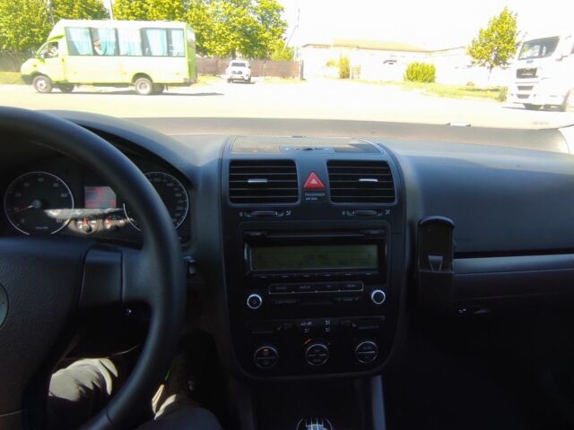 Черный Фольксваген Гольф, объемом двигателя 0 л и пробегом 220 тыс. км за 6600 $, фото 7 на Automoto.ua