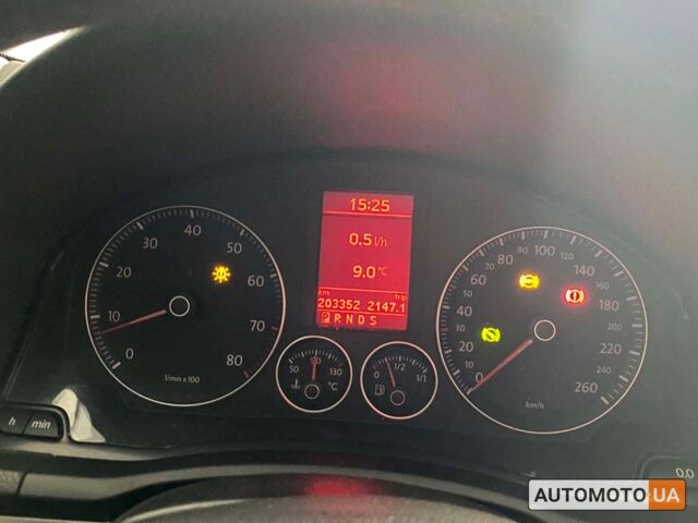 Черный Фольксваген Гольф, объемом двигателя 1.4 л и пробегом 203 тыс. км за 6800 $, фото 20 на Automoto.ua
