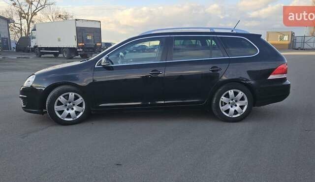 Черный Фольксваген Гольф, объемом двигателя 1.39 л и пробегом 201 тыс. км за 4700 $, фото 2 на Automoto.ua