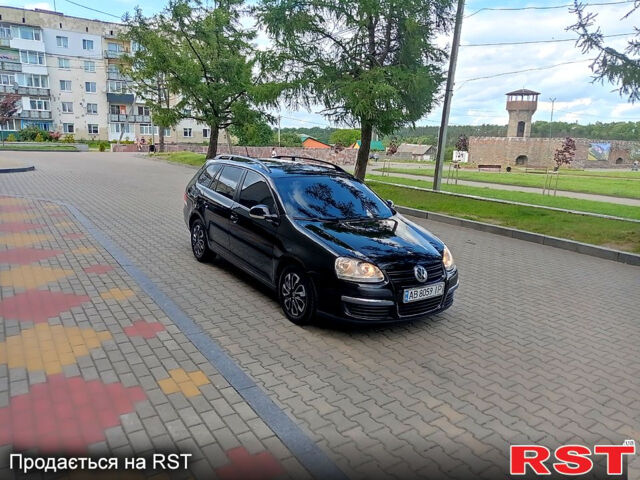 Черный Фольксваген Гольф, объемом двигателя 1.9 л и пробегом 270 тыс. км за 5600 $, фото 2 на Automoto.ua