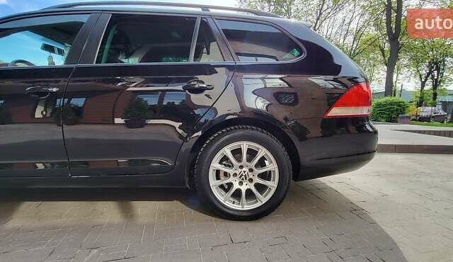 Чорний Фольксваген Гольф, об'ємом двигуна 1.6 л та пробігом 199 тис. км за 6100 $, фото 19 на Automoto.ua