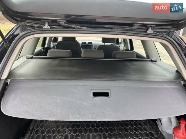 Черный Фольксваген Гольф, объемом двигателя 1.6 л и пробегом 260 тыс. км за 6450 $, фото 34 на Automoto.ua