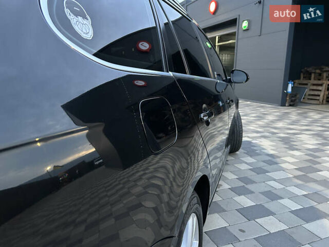 Черный Фольксваген Гольф, объемом двигателя 1.9 л и пробегом 289 тыс. км за 7450 $, фото 8 на Automoto.ua