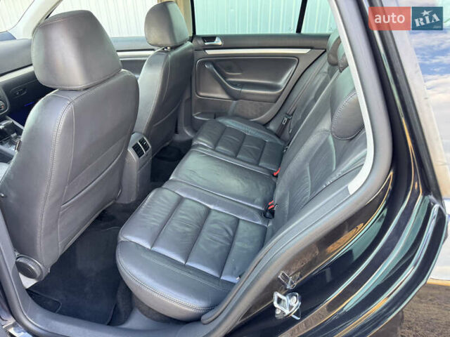 Чорний Фольксваген Гольф, об'ємом двигуна 1.4 л та пробігом 190 тис. км за 7950 $, фото 17 на Automoto.ua