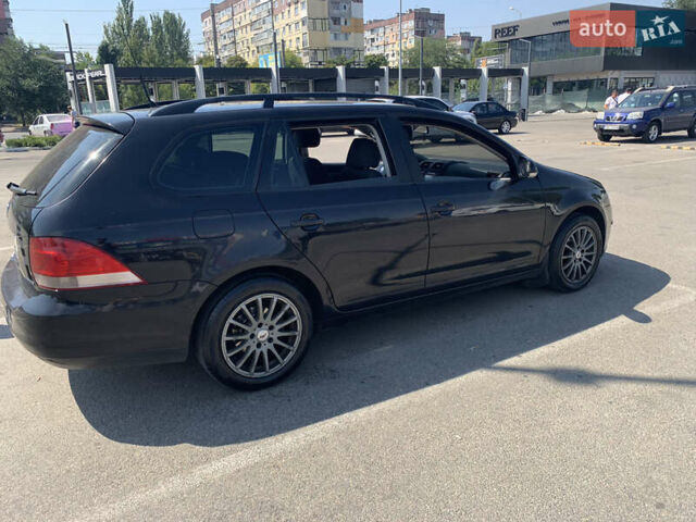 Черный Фольксваген Гольф, объемом двигателя 1.9 л и пробегом 300 тыс. км за 6000 $, фото 2 на Automoto.ua