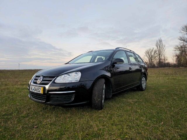 Черный Фольксваген Гольф, объемом двигателя 1.6 л и пробегом 212 тыс. км за 5800 $, фото 7 на Automoto.ua