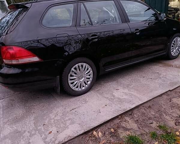 Черный Фольксваген Гольф, объемом двигателя 1.6 л и пробегом 217 тыс. км за 6400 $, фото 10 на Automoto.ua