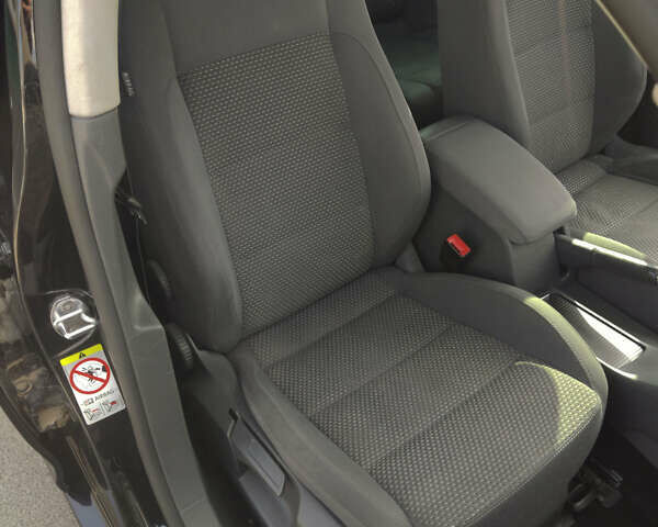 Фольксваген Гольф 2008 у Вінниці на Automoto.ua Чорний Фольксваген Гольф, об'ємом двигуна 1.39 л та пробігом 220 тис. км за 4950 $, фото 15 на Automoto.ua