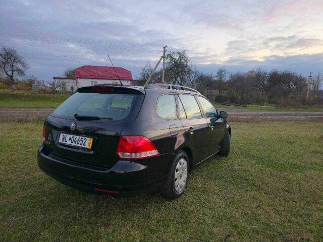 Черный Фольксваген Гольф, объемом двигателя 1.6 л и пробегом 212 тыс. км за 5800 $, фото 3 на Automoto.ua