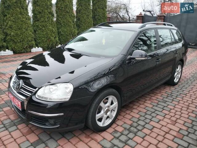 Черный Фольксваген Гольф, объемом двигателя 1.6 л и пробегом 230 тыс. км за 5800 $, фото 22 на Automoto.ua