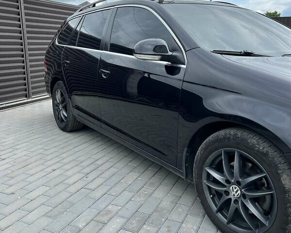 Черный Фольксваген Гольф, объемом двигателя 1.9 л и пробегом 315 тыс. км за 6750 $, фото 10 на Automoto.ua