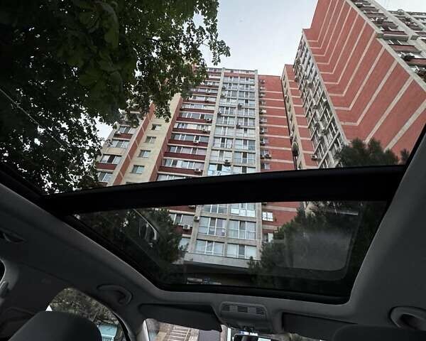 Черный Фольксваген Гольф, объемом двигателя 1.39 л и пробегом 212 тыс. км за 6300 $, фото 4 на Automoto.ua