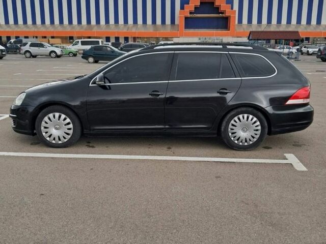 Черный Фольксваген Гольф, объемом двигателя 1.4 л и пробегом 210 тыс. км за 5200 $, фото 4 на Automoto.ua