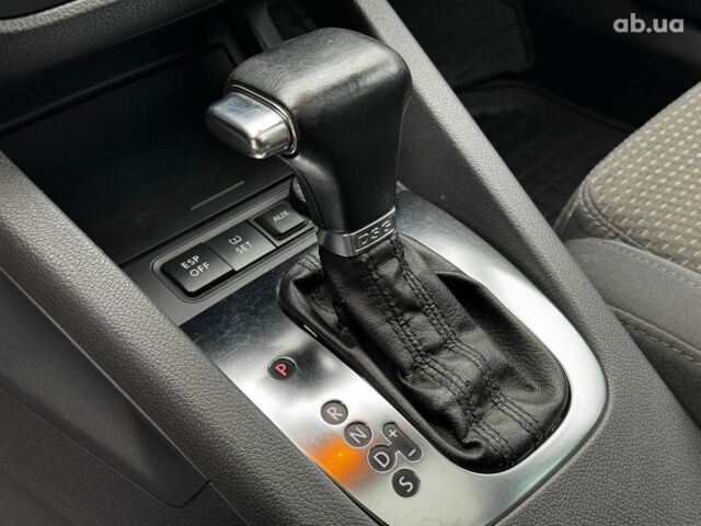 Черный Фольксваген Гольф, объемом двигателя 1.4 л и пробегом 254 тыс. км за 6990 $, фото 13 на Automoto.ua