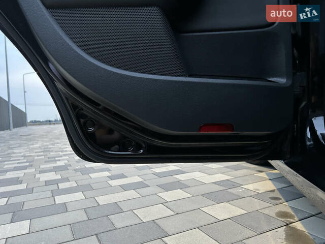 Черный Фольксваген Гольф, объемом двигателя 1.9 л и пробегом 289 тыс. км за 7450 $, фото 19 на Automoto.ua