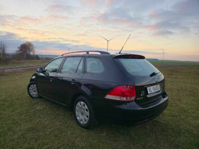 Черный Фольксваген Гольф, объемом двигателя 1.6 л и пробегом 212 тыс. км за 5800 $, фото 1 на Automoto.ua