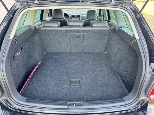 Черный Фольксваген Гольф, объемом двигателя 1.4 л и пробегом 190 тыс. км за 7950 $, фото 18 на Automoto.ua