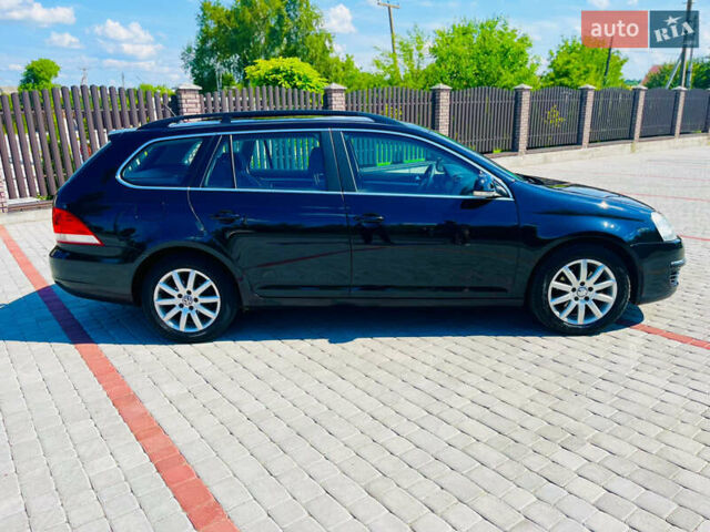 Черный Фольксваген Гольф, объемом двигателя 1.4 л и пробегом 271 тыс. км за 5850 $, фото 4 на Automoto.ua