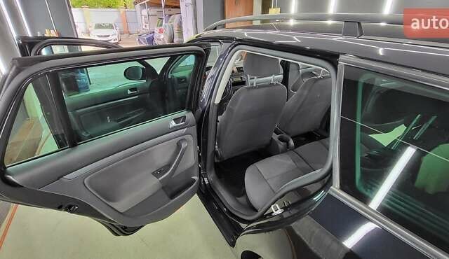 Чорний Фольксваген Гольф, об'ємом двигуна 1.6 л та пробігом 199 тис. км за 6100 $, фото 8 на Automoto.ua