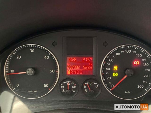 Черный Фольксваген Гольф, объемом двигателя 1.9 л и пробегом 252 тыс. км за 6900 $, фото 18 на Automoto.ua