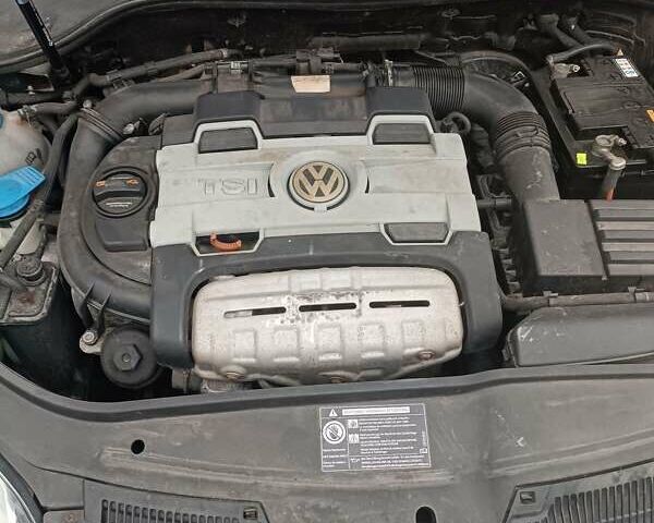 Чорний Фольксваген Гольф, об'ємом двигуна 1.39 л та пробігом 151 тис. км за 4300 $, фото 7 на Automoto.ua