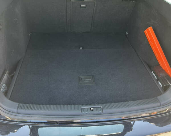 Черный Фольксваген Гольф, объемом двигателя 1.4 л и пробегом 271 тыс. км за 5850 $, фото 19 на Automoto.ua