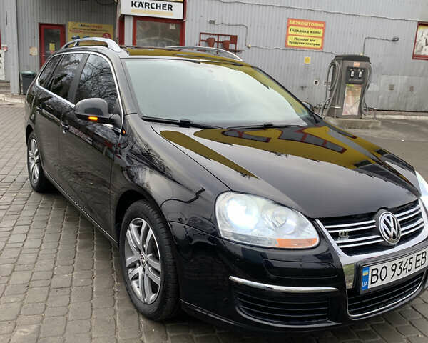 Черный Фольксваген Гольф, объемом двигателя 1.39 л и пробегом 175 тыс. км за 6200 $, фото 2 на Automoto.ua