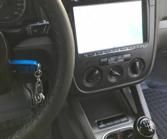 Черный Фольксваген Гольф, объемом двигателя 1.9 л и пробегом 235 тыс. км за 5200 $, фото 18 на Automoto.ua