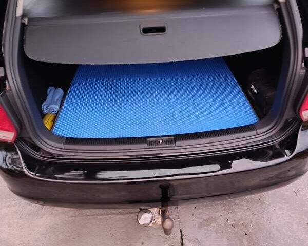 Черный Фольксваген Гольф, объемом двигателя 1.6 л и пробегом 217 тыс. км за 6400 $, фото 4 на Automoto.ua