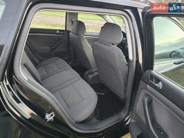 Чорний Фольксваген Гольф, об'ємом двигуна 1.6 л та пробігом 240 тис. км за 5800 $, фото 14 на Automoto.ua