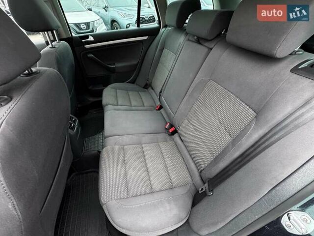 Чорний Фольксваген Гольф, об'ємом двигуна 1.4 л та пробігом 254 тис. км за 6990 $, фото 17 на Automoto.ua