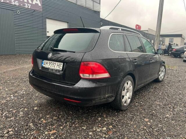 Черный Фольксваген Гольф, объемом двигателя 1.4 л и пробегом 202 тыс. км за 6500 $, фото 3 на Automoto.ua