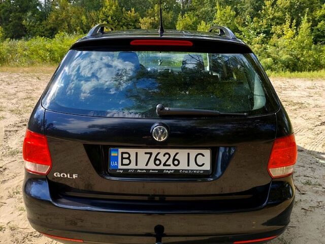 Черный Фольксваген Гольф, объемом двигателя 1.6 л и пробегом 234 тыс. км за 6500 $, фото 1 на Automoto.ua