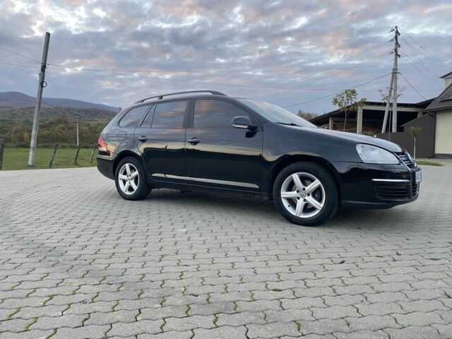 Черный Фольксваген Гольф, объемом двигателя 1.9 л и пробегом 304 тыс. км за 6200 $, фото 4 на Automoto.ua