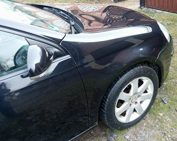 Черный Фольксваген Гольф, объемом двигателя 1.6 л и пробегом 165 тыс. км за 7200 $, фото 3 на Automoto.ua