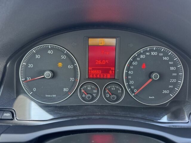 Черный Фольксваген Гольф, объемом двигателя 1.4 л и пробегом 190 тыс. км за 7950 $, фото 21 на Automoto.ua