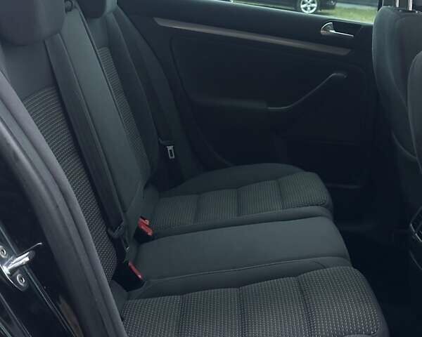 Чорний Фольксваген Гольф, об'ємом двигуна 1.4 л та пробігом 240 тис. км за 5300 $, фото 42 на Automoto.ua