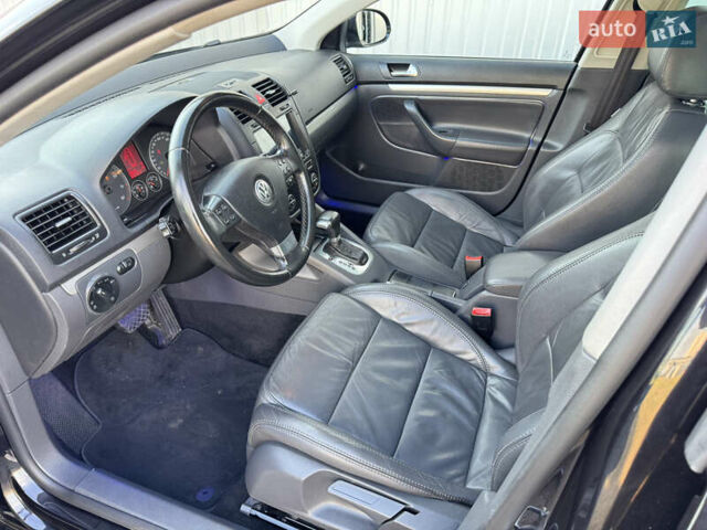 Чорний Фольксваген Гольф, об'ємом двигуна 1.4 л та пробігом 190 тис. км за 7950 $, фото 18 на Automoto.ua