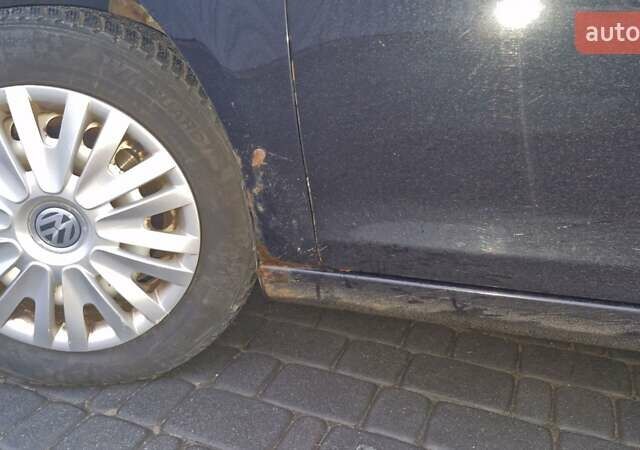 Черный Фольксваген Гольф, объемом двигателя 1.6 л и пробегом 299 тыс. км за 5200 $, фото 9 на Automoto.ua