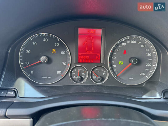 Чорний Фольксваген Гольф, об'ємом двигуна 1.4 л та пробігом 190 тис. км за 7950 $, фото 22 на Automoto.ua