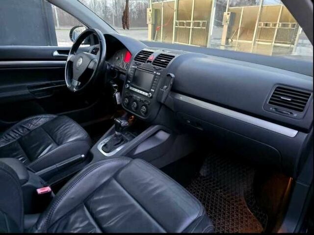 Черный Фольксваген Гольф, объемом двигателя 1.4 л и пробегом 203 тыс. км за 6900 $, фото 4 на Automoto.ua