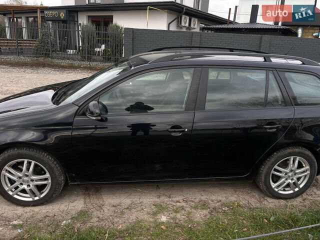 Черный Фольксваген Гольф, объемом двигателя 1.6 л и пробегом 260 тыс. км за 6450 $, фото 27 на Automoto.ua