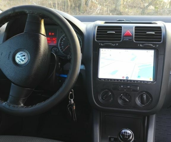 Черный Фольксваген Гольф, объемом двигателя 1.9 л и пробегом 235 тыс. км за 5200 $, фото 20 на Automoto.ua