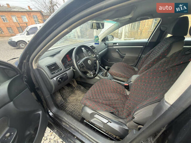 Черный Фольксваген Гольф, объемом двигателя 1.9 л и пробегом 200 тыс. км за 4300 $, фото 8 на Automoto.ua