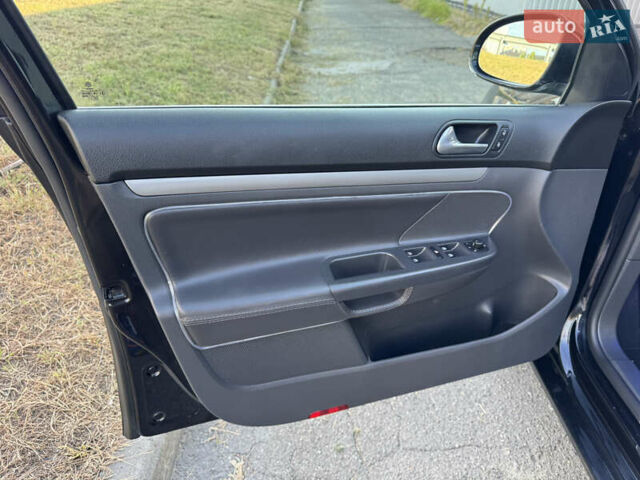 Чорний Фольксваген Гольф, об'ємом двигуна 1.4 л та пробігом 190 тис. км за 7950 $, фото 20 на Automoto.ua