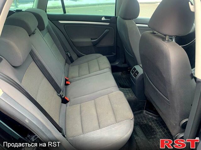 Чорний Фольксваген Гольф, об'ємом двигуна 1.4 л та пробігом 250 тис. км за 6550 $, фото 8 на Automoto.ua