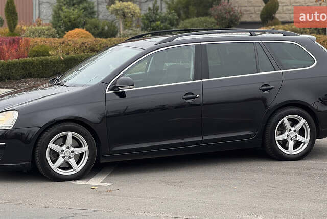 Черный Фольксваген Гольф, объемом двигателя 1.4 л и пробегом 252 тыс. км за 6700 $, фото 5 на Automoto.ua