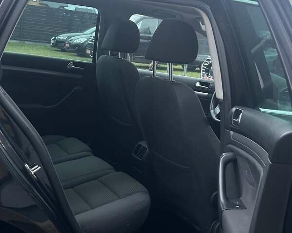 Чорний Фольксваген Гольф, об'ємом двигуна 1.4 л та пробігом 240 тис. км за 5300 $, фото 40 на Automoto.ua